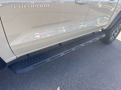 Used 2023 Chevrolet Colorado ZR2 w/ ZR2 Convenience Package III image 43