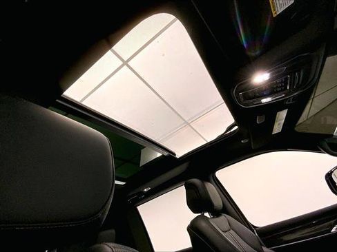 Used 2022 Jeep Wagoneer Series II w/ Premium Group I image 26