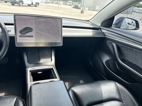 Used 2021 Tesla Model 3 Standard Range Plus RWD image 11