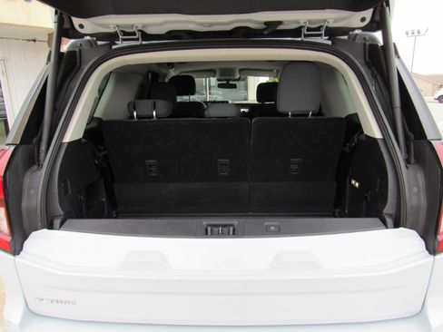 Used 2025 Ford Expedition Active image 35