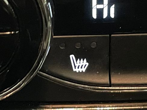 Used 2024 Chevrolet TrailBlazer RS w/ Convenience Package image 30