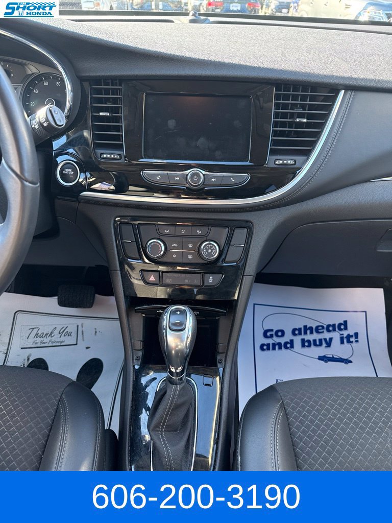 Used 2022 Buick Encore Preferred AWD/4WD image 15