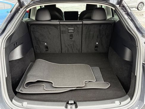 Used 2021 Tesla Model Y Performance image 5