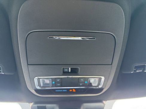 Used 2023 Ford F150 Lariat AWD/4WD image 24