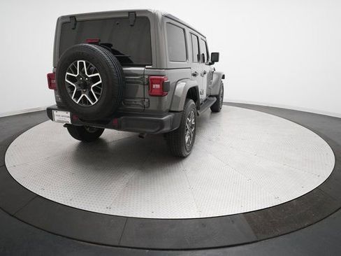 Used 2021 Jeep Wrangler Unlimited Sahara w/ Cold Weather Group image 34