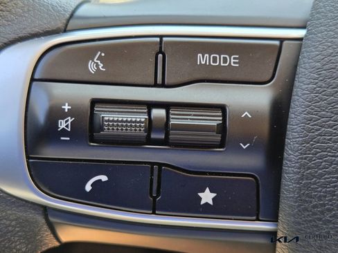 Certified 2025 Kia Sportage LX image 29