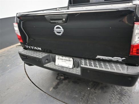 Used 2019 Nissan Titan PRO-4X w/ Pro-4x Utility Package image 9