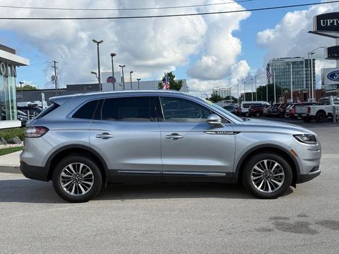 Certified 2022 Lincoln Nautilus AWD w/ Premium Package image 2