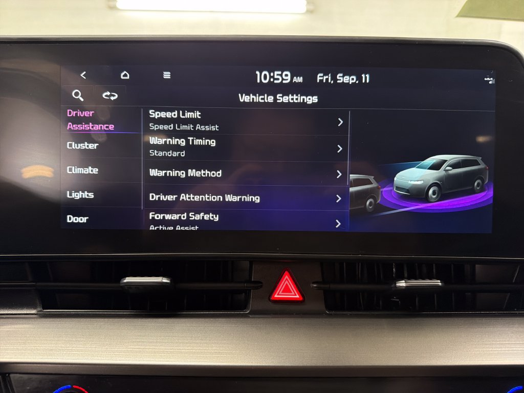 Used 2023 Kia Sportage EX FWD image 28
