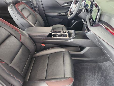 Used 2025 Chevrolet Equinox RS w/ Safety and Technology Package FWD image 15
