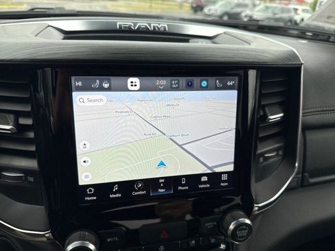 Used 2024 RAM 1500 Laramie image 15