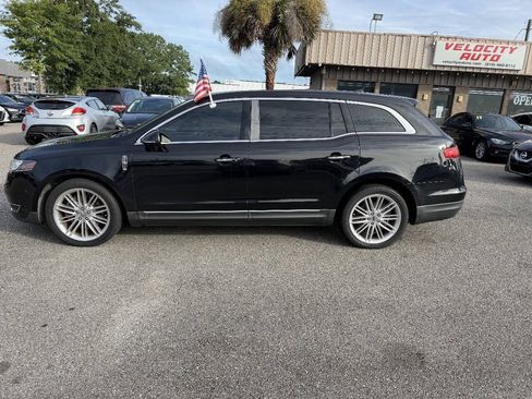 Used 2019 Lincoln MKT AWD image 6