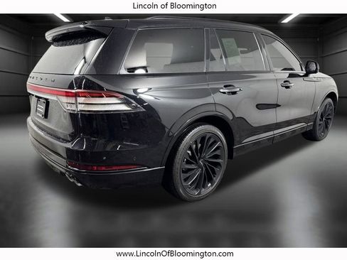 Certified 2023 Lincoln Aviator Black Label w/ Jet Package image 7