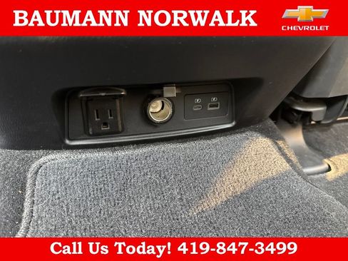 Used 2023 Nissan Armada SL w/ Captain's Chairs Package AWD/4WD image 39