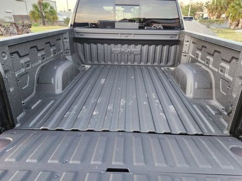 New 2026 GMC Sierra 1500 SLT w/ SLT Premium Plus Package image 13