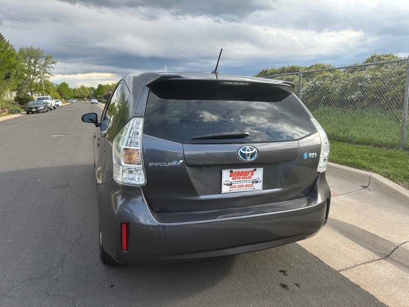 Used 2014 Toyota Prius V Two FWD image 3