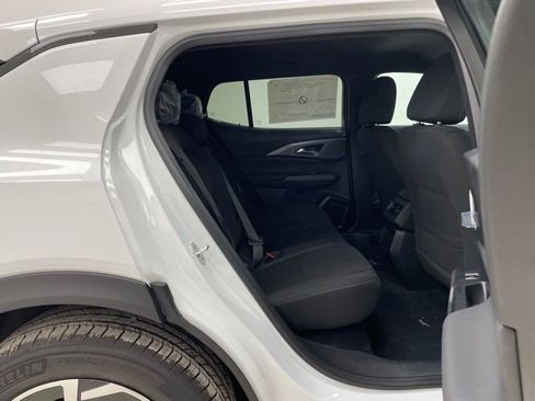 New 2026 Chevrolet Equinox EV LT image 12