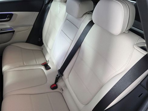 New 2026 Mercedes-Benz GLC 300 image 13