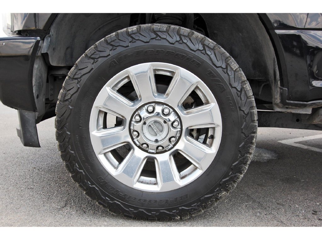 Used 2018 Ford F250 Platinum w/ Platinum Ultimate Package AWD/4WD image 35