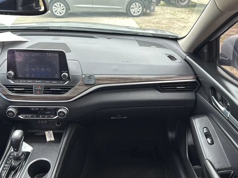 Used 2019 Nissan Altima 2.5 SL FWD image 27