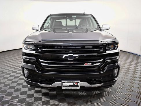 Used 2017 Chevrolet Silverado 1500 LTZ Z71 w/ LTZ Plus Package image 4