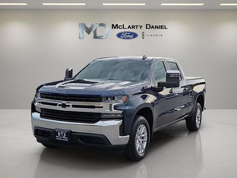 Used 2021 Chevrolet Silverado 1500 LT w/ Z71 Off-Road Package AWD/4WD image 2