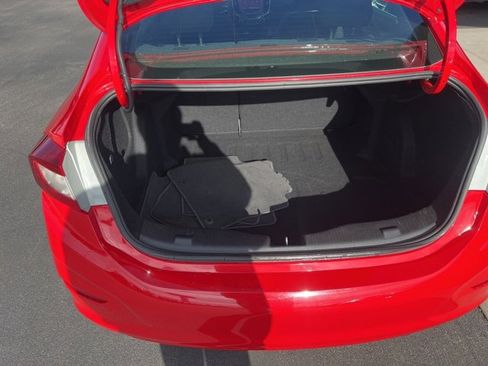 Used 2017 Chevrolet Cruze LT w/ Convenience Package image 14