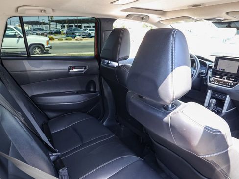 Used 2024 Toyota Corolla Cross XLE w/ Convenience Package FWD image 18