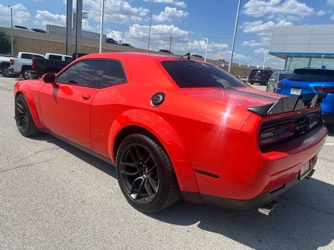 Used 2022 Dodge Challenger R/T Scat Pack RWD image 4