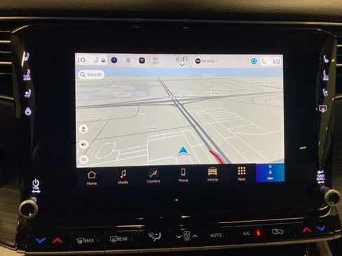 Used 2024 Jeep Wagoneer Series II image 23