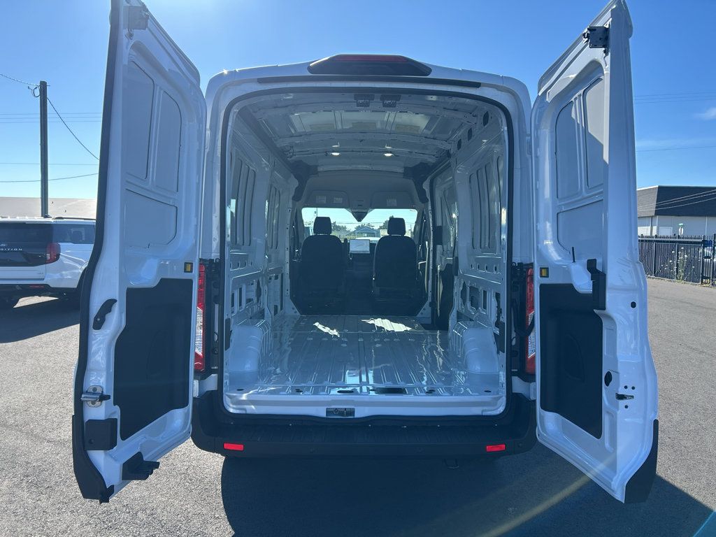 New 2026 Ford Transit 250 148 Medium Roof RWD image 31