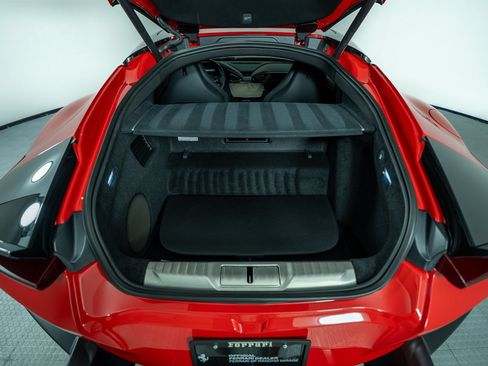 Certified 2025 Ferrari 12Cilindri RWD image 46