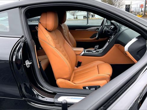 Used 2023 BMW M850i xDrive Coupe w/ M Sport Professional Package image 8