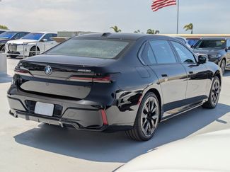 New 2025 BMW i7 xDrive60 video 2