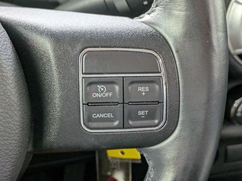 Used 2015 Jeep Wrangler Unlimited Rubicon w/ Connectivity Group AWD/4WD image 24