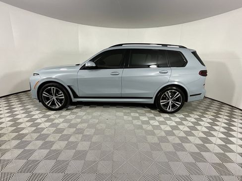 Used 2023 BMW X7 xDrive40i w/ M Sport Package image 2
