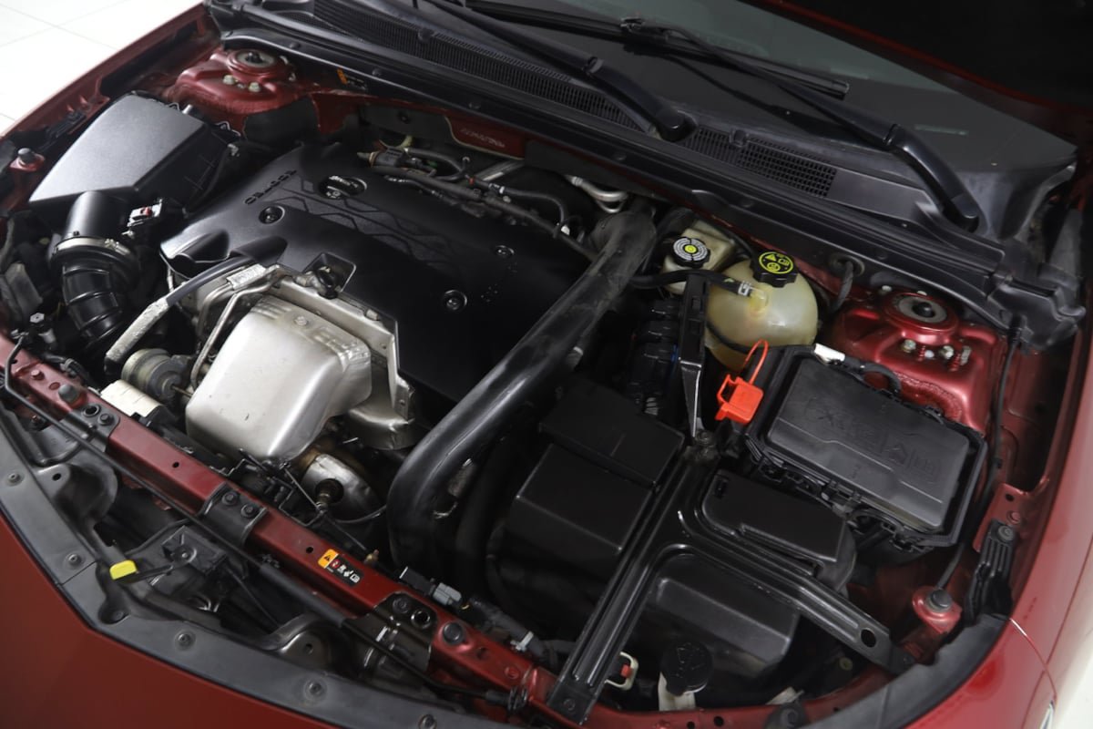 Used 2020 Chevrolet Malibu Premier FWD image 18