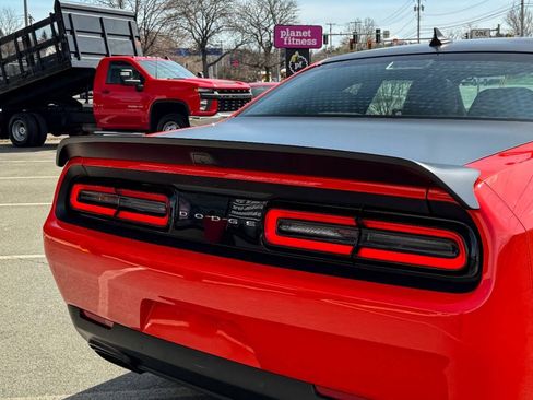 Used 2023 Dodge Challenger SRT Hellcat RWD image 34