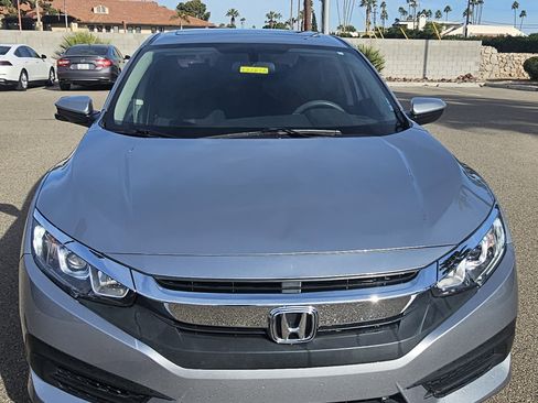 Used 2016 Honda Civic EX image 2