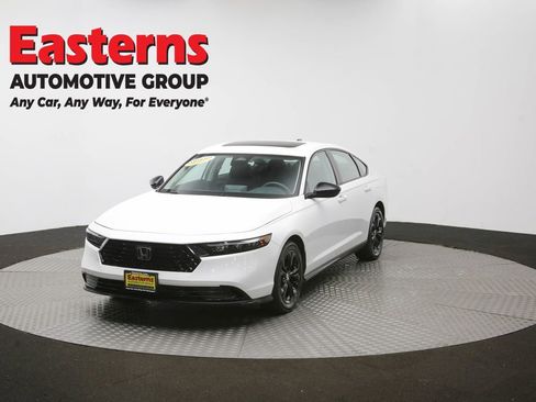 Used 2025 Honda Accord SE image 54