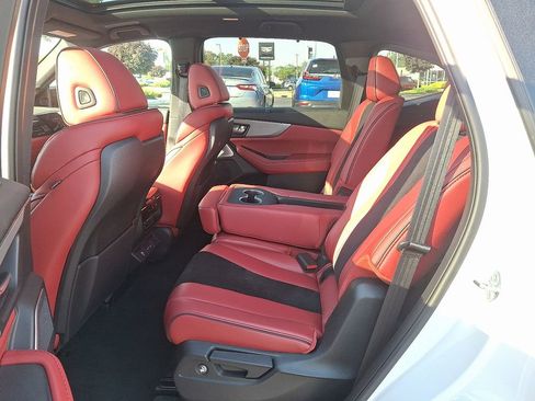 Certified 2025 Acura MDX A-Spec AWD/4WD image 10