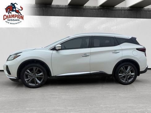 Used 2020 Nissan Murano Platinum w/ Cargo Package image 2