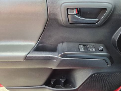 Used 2023 Toyota Tacoma SR w/ SR Convenience Package image 26