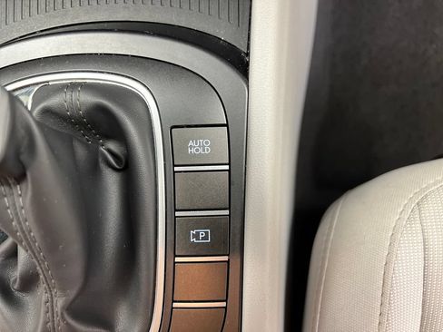 Used 2025 Hyundai Kona SEL AWD/4WD image 51