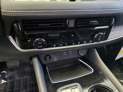 New 2026 Nissan Rogue Platinum AWD/4WD image 27