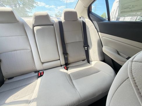 Used 2025 Nissan Altima 2.5 SV FWD image 37