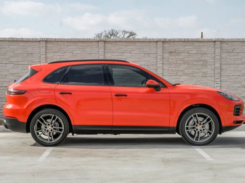 Used 2021 Porsche Cayenne image 8