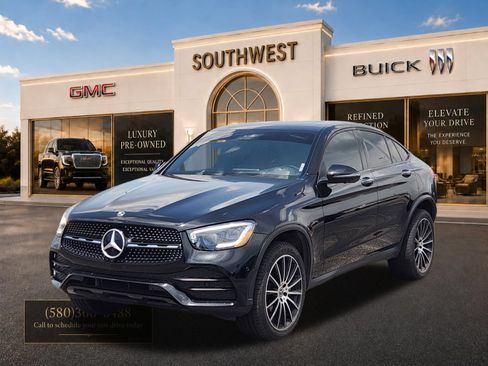 Used 2020 Mercedes-Benz GLC 300 4MATIC Coupe image 2
