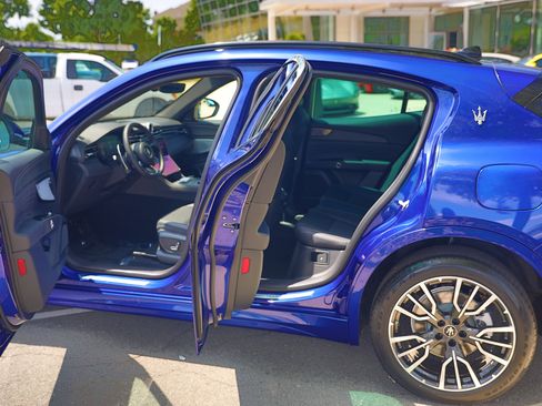 New 2024 Maserati Grecale GT image 34