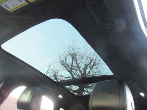 Used 2021 Jaguar F-PACE S image 65